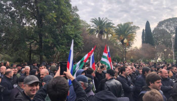 Des manifestants blessés en Abkhazie lors de protestations contre un accord avec la Russie