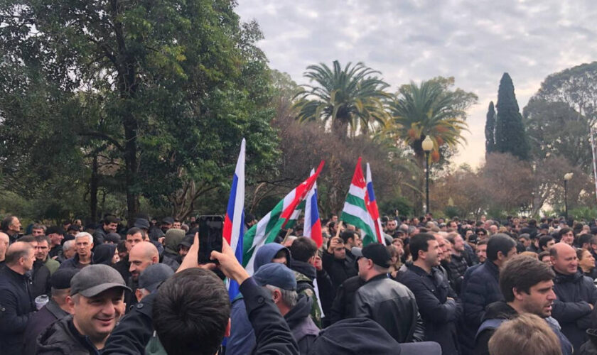 Des manifestants blessés en Abkhazie lors de protestations contre un accord avec la Russie