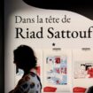 Des personnes visitent l'exposition consacrée à Riad Sattouf, au Vaisseau Moebius, lors du 51e festival de la BD d'Angoulême, le 24 janvier 2024