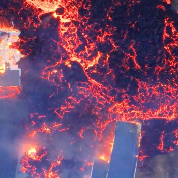 Lava-Flüsse und Straßenrisse: Zurück in Grindavík: Wie Island den Vulkan-Ort schützt