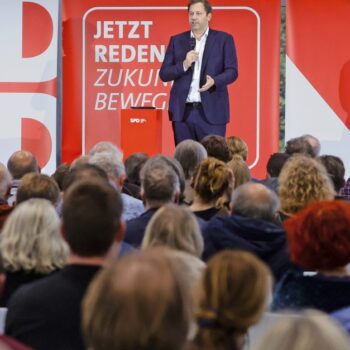 K-Frage in der SPD: Es grummelt gegen Scholz