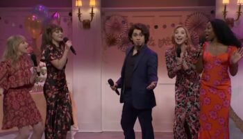 SNL reprises Ariana Grande’s viral Domingo sketch with Charli XCX and Chappell Roan cover