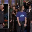 Alec Baldwin ridiculed for 'SNL' wardrobe mishap during closing scene