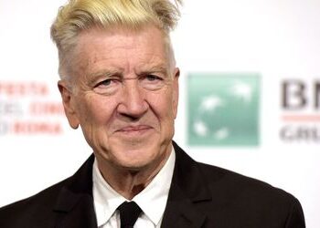 David Lynch warnt andere Raucher nach schwerer Lungenerkrankung