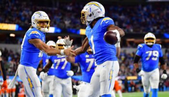 Chargers stave off Bengals' comeback in epic Sunday night thriller