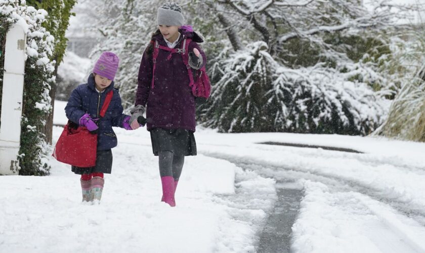 UK told to expect 'disruptive snow' as warnings cover large parts of country