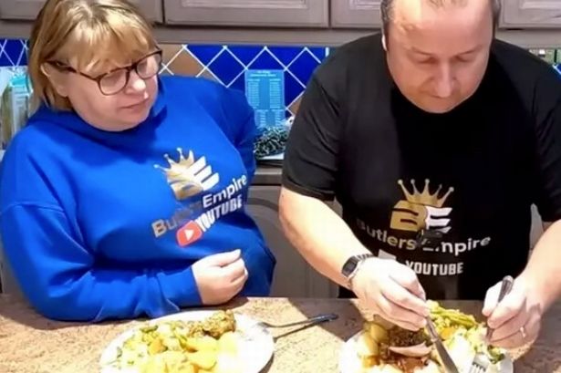 Family cook their entire Christmas dinner in the air fryer but there's a problem