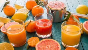 Scientist shares fruit juice he drinks daily to improve digestion and metabolism