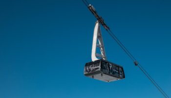 À Val Thorens, une télécabine s’encastre dans la gare d’arrivée à 3 000 m d’altitude et fait deux blessés graves