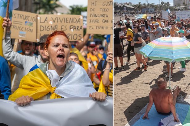 Tenerife tourist protests restart after holidaymakers get trapped on volcano sparking rescue mission