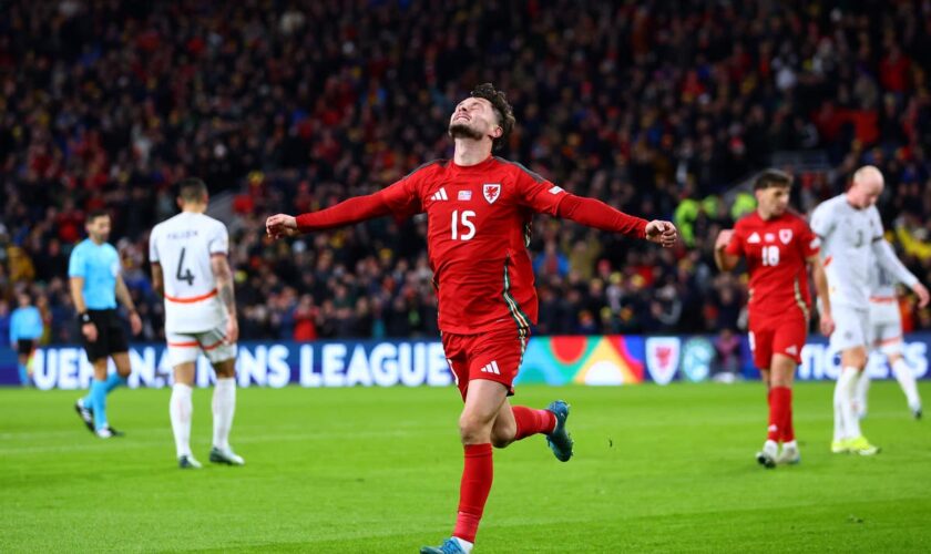 Liam Cullen leads Wales to thrilling victory and Nations League promotion