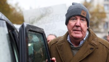 Jeremy Clarkson says government should 'back down' on farmers' inheritance tax as he joins protest