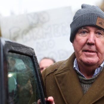 Jeremy Clarkson says government should 'back down' on farmers' inheritance tax as he joins protest