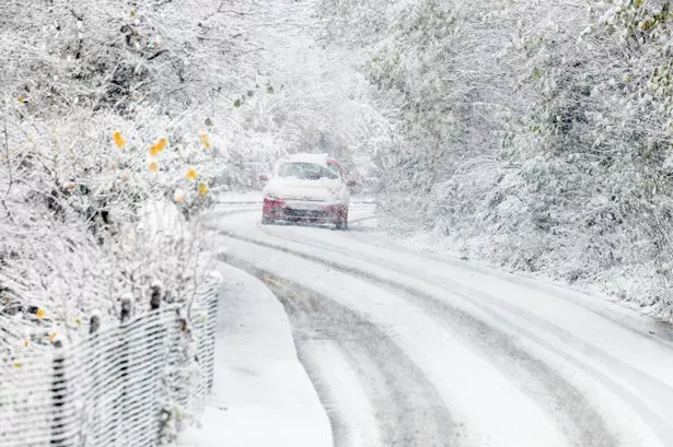 Snow LIVE: UK weather updates as school closures and travel disruption expected again