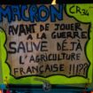 Un véhicule d'agriculteurs français du syndicat CR 34 (Coordination rurale) lors d'une manifestation nationale contre l'accord UE-Mercosur à Béziers, le 19 novembre 2024