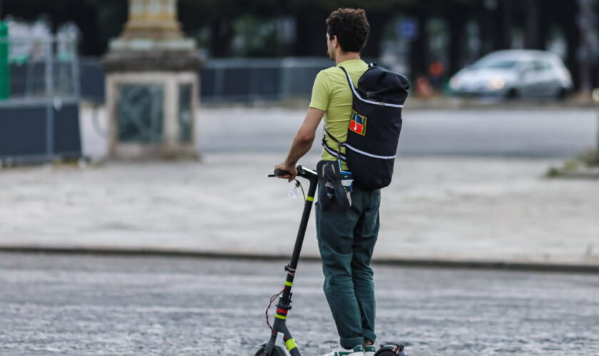 Black Friday vélos et trottinettes électriques : une trottinette électrique idéale pour la ville disponible à moins de 180 euros