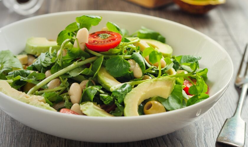 5 simple ways to enjoy watercress, the healthiest vegetable of all