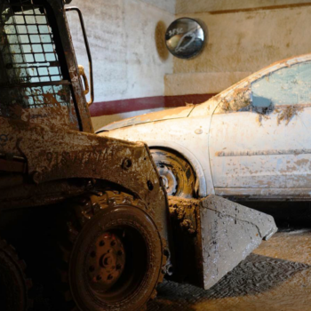 Gruelling cleanup in Spanish town still haunted by the ghosts of deadly floods