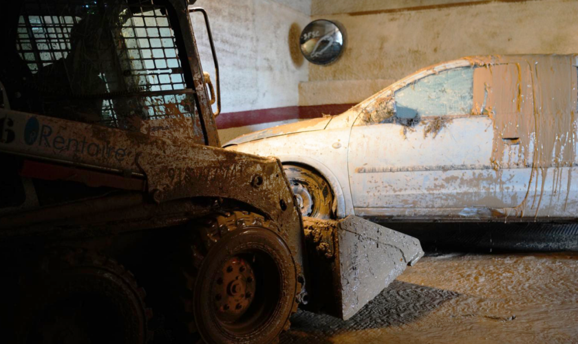 Gruelling cleanup in Spanish town still haunted by the ghosts of deadly floods