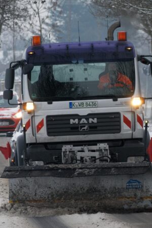 La neige en Écosse signe aussi le retour d’une tradition hilarante autour des saleuses