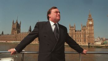 John Prescott death latest: Tributes to ‘working class hero’ who was ‘cement that kept New Labour together’