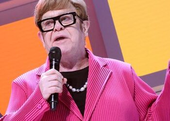 Elton John: Frühes Ende für Musical »Tammy Faye« am Broadway