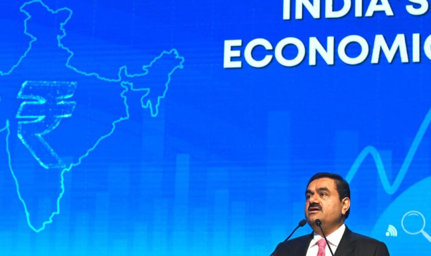 Gautam Adani, magnat indien de l’énergie, éclaboussé par un vaste scandale de corruption