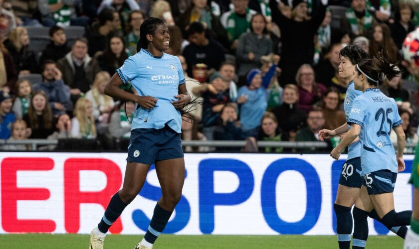 Khadija Shaw fires Man City into Women’s Champions League quarter-finals