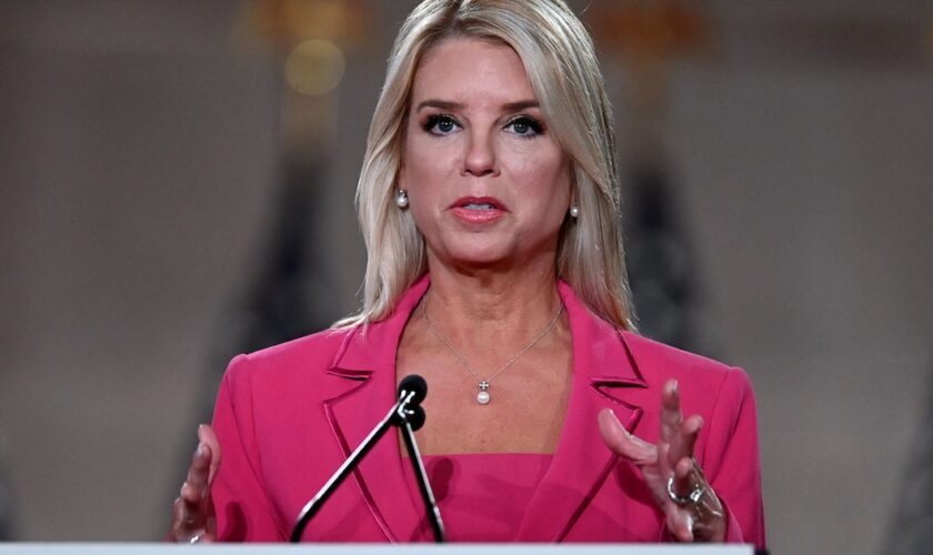 Pam Bondi, ancienne procureure générale de Floride, a été nommée par Donald Trump pour prendre la tête du ministère de la Justice.