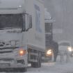 Wintereinbruch: Starker Schneefall sorgt im Süden für Verkehrschaos und Unfälle