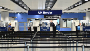 L’aéroport de Londres Gatwick évacue une «grande partie» du terminal sud en raison d’un «incident de sécurité»