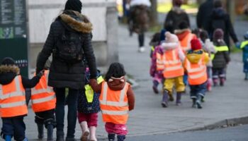 Hanau: Bürgermeister verbietet Ortung von Kindern in Kitas