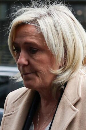 Marine Le Pen rattrapée par ses vieux démons