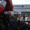 Colère des agriculteurs : une plateforme logistique Carrefour à Toulouse bloquée par la Coordination rurale