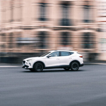 SUV : la mairie de Paris demande au gouvernement d’interdire leur circulation en ville