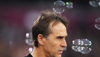 Julen Lopetegui rejects talk of pressure after dismal start at West Ham