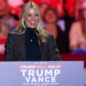 Pamela Bondi: Trumps Verteidigerin als Justizministerin