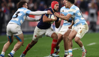 XV de France: les Bleus matent les Pumas pour finir l'année sur une bonne note