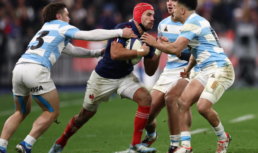 XV de France: les Bleus matent les Pumas pour finir l'année sur une bonne note