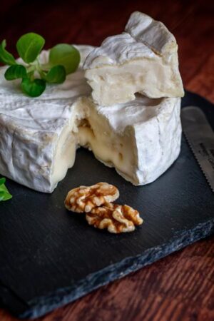 Warum der Camembert in Zukunft grün oder orange sein könnte