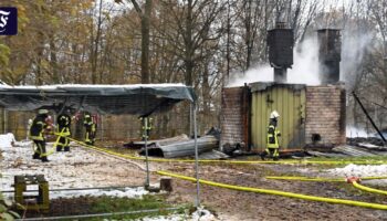 Nordrhein-Westfalen: Etwa 20 Verletzte bei Brand in Flüchtlingsunterkunft