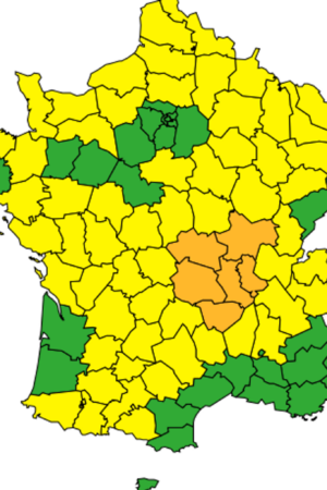 Ces 6 départements sont placés en vigilance orange lundi, des vents violents à plus de 100 km/h attendus