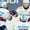 Ty Ronning steuerte drei Treffer zum Sieg der Eisbären gegen Iserlohn bei. Foto: Uwe Anspach/dpa