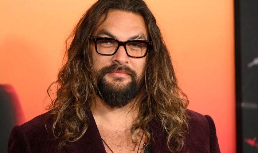 Für Jason Momoa beginnt die Weihnachtszeit erst mit Liedern von Hollywood-Ikone Barbra Streisand. (Fotoarchiv) Foto: Evan Agosti