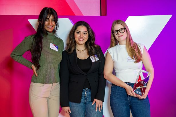 'Accidental' entrepreneurs win big with affordable £4 period pants at Santander X UK Awards