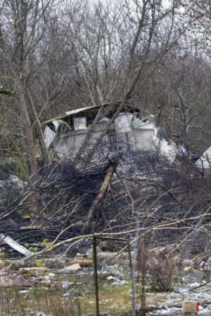 Après le crash mortel d’un avion-cargo en Lituanie, la piste criminelle et l’intervention extérieure envisagées