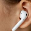 Knigge fürs Einkaufen: Ist es asozial, an der Kasse AirPods zu tragen?