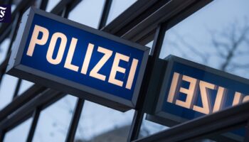 Rechtsextreme Chatgruppen: Polizeipräsidium will Beamte aus Dienst entlassen