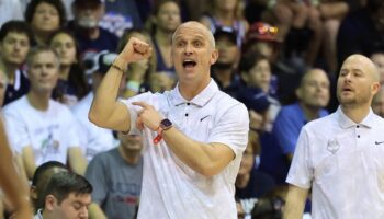 UConn's Dan Hurley tears into officials after costly technical foul, loss to Memphis