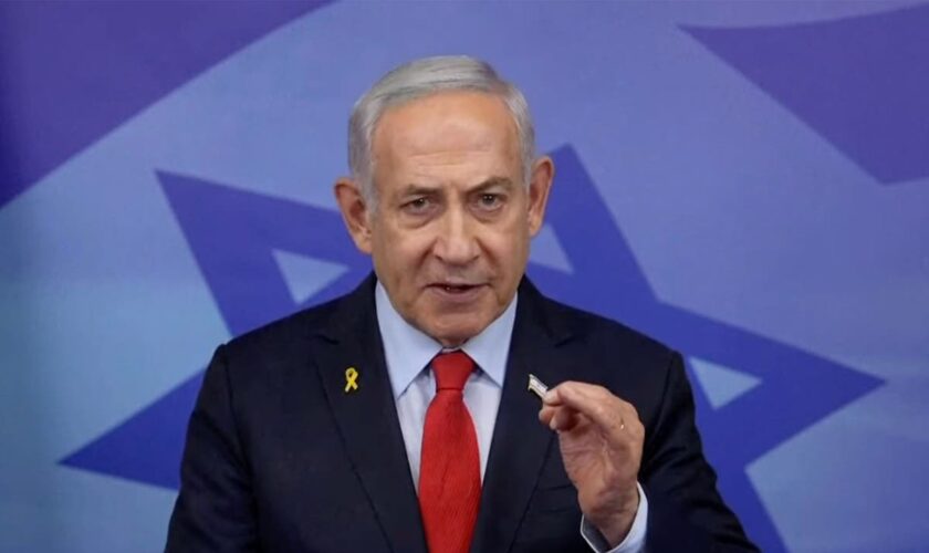 Israel-Lebanon latest: Netanyahu backs ceasefire deal with Hezbollah ahead of presenting to cabinet